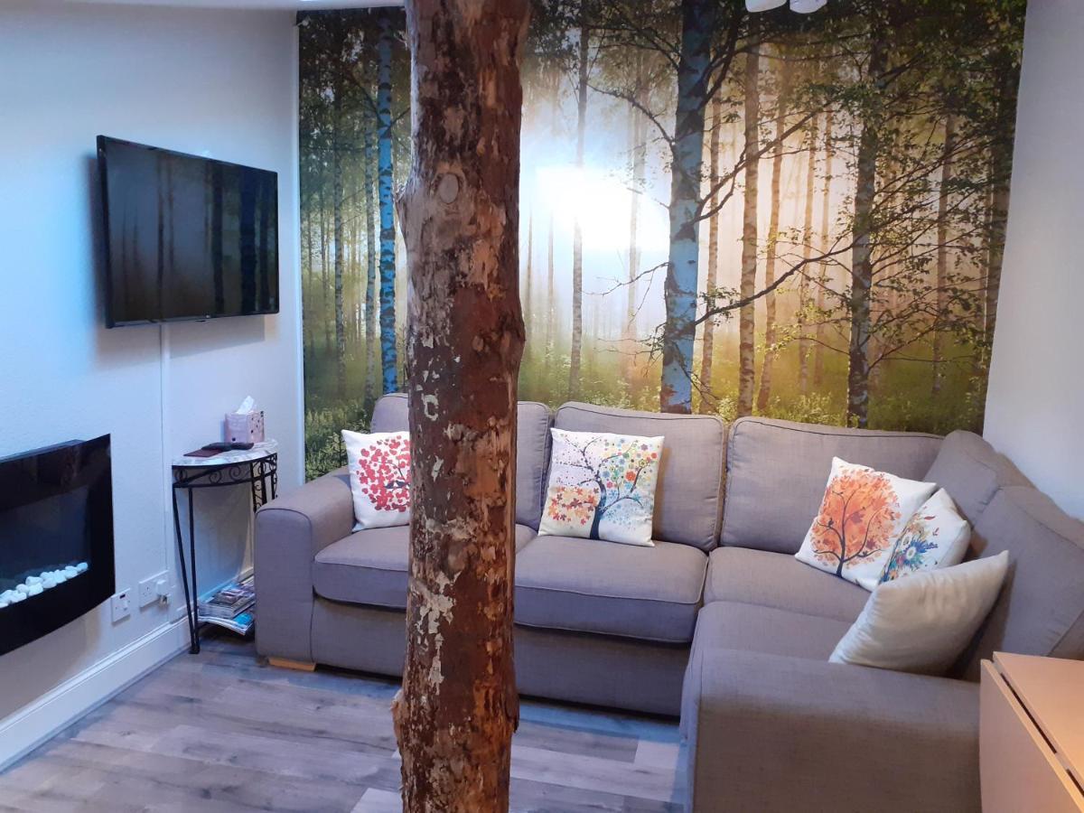 The Treehouse By Airlie Apartment Nairn Exterior foto