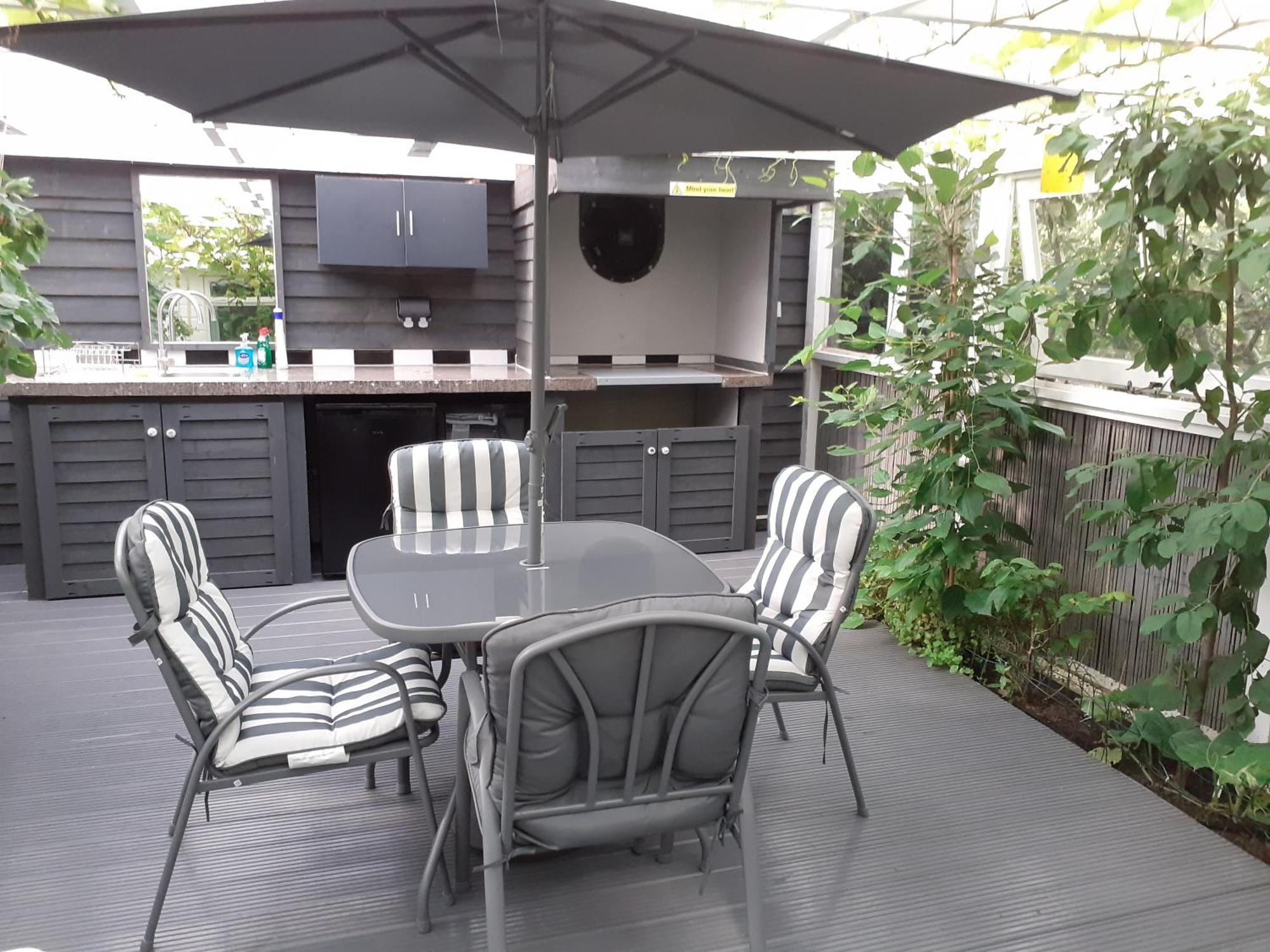 The Treehouse By Airlie Apartment Nairn Exterior foto
